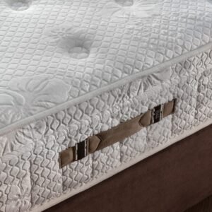 SLEEPING SPACE - Image 6